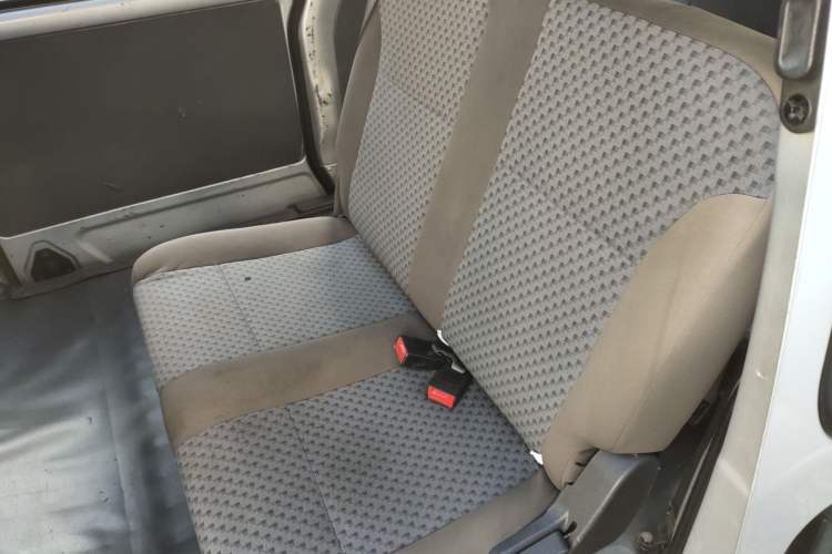 Used Wuling Zhiguang 2015 1.2L Practical LS-I Model
