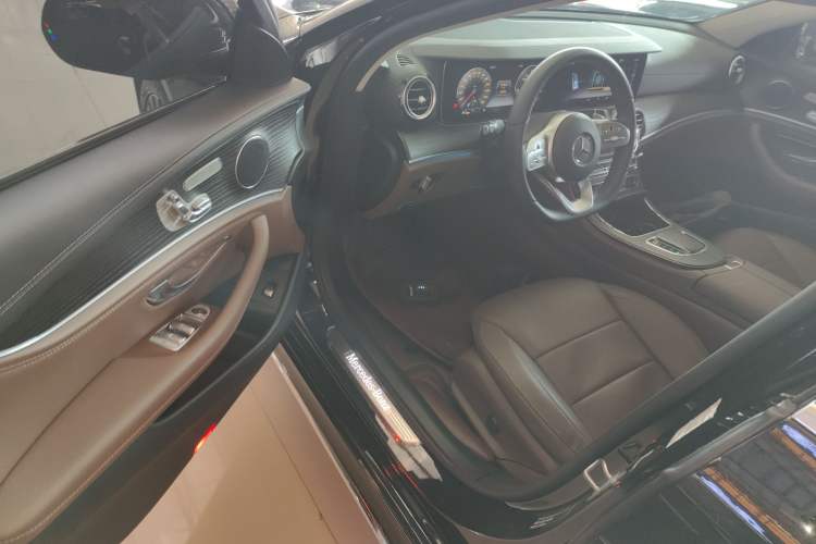 Used Mercedes-Benz E-Class 2019 Restyled E 300 L Sporty and Stylish Edition