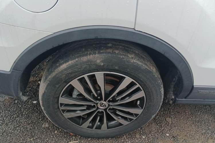 Used Oshan CX70 2017 CX70T 1.5T Manual High-Performance Edition
