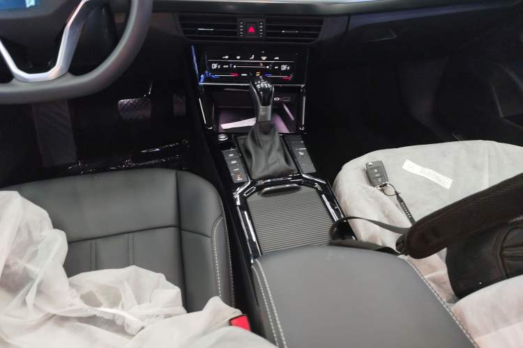 Used Volkswagen Passat New Energy 2025 430 PHEV Hybrid Business Edition
