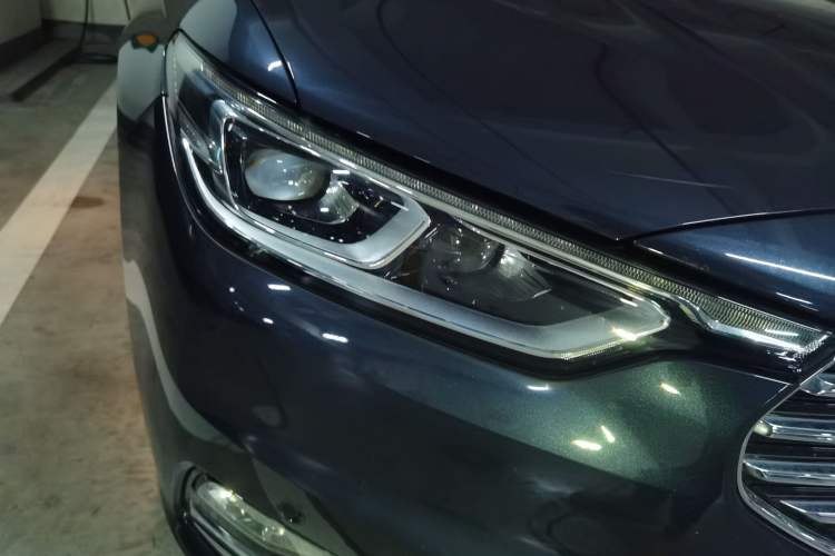 Used Ford Taurus 2019 EcoBoost 245 Premium Edition
