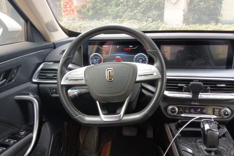 Used Bestune T77 2019 230 TID Automatic Prestige Version China V Emission Standard