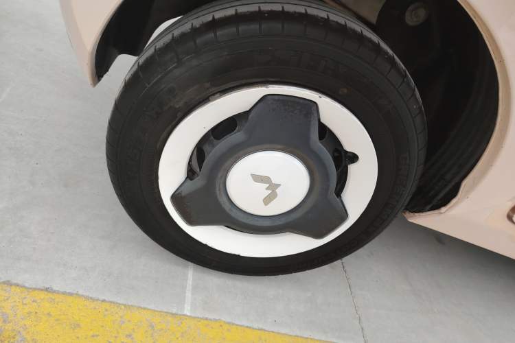 Used Wuling Hongguang MINIEV 2021 Macaron Fashion Model Lithium Iron Phosphate
