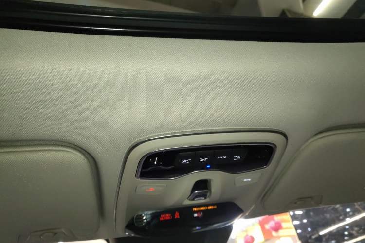 Used Lynk & Co 01 2019 2.0T Two-Wheel Drive Zhaopu Version China VI Standard