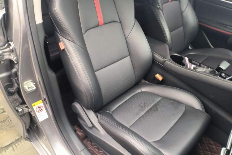 Used Changan Eado 2020 PLUS Blue Whale NE 1.4T GDI DCT Prestige Model
