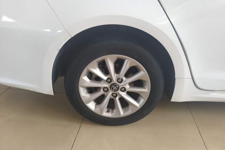 Used Toyota Corolla 2021 Dual-Motor 1.8L E-CVT Elite Edition
