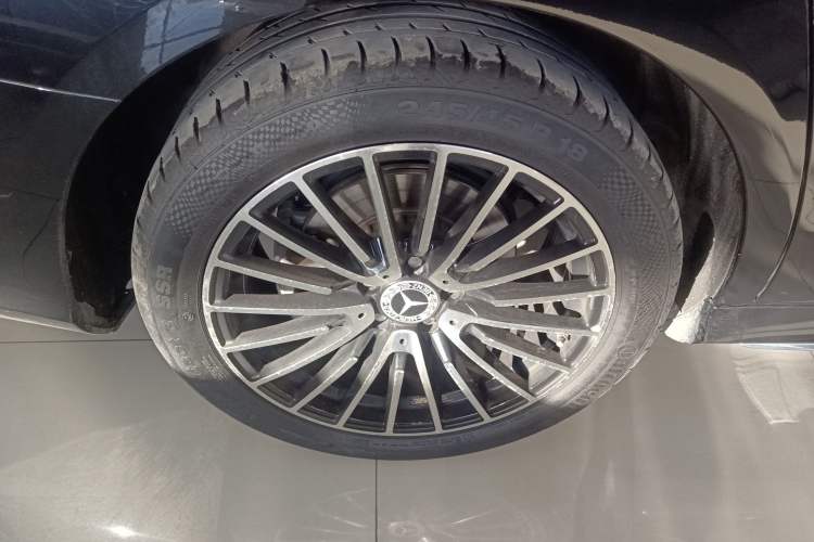 Used Mercedes-Benz E-Class 2019 Restyled E 300 L Sport Luxury Edition
