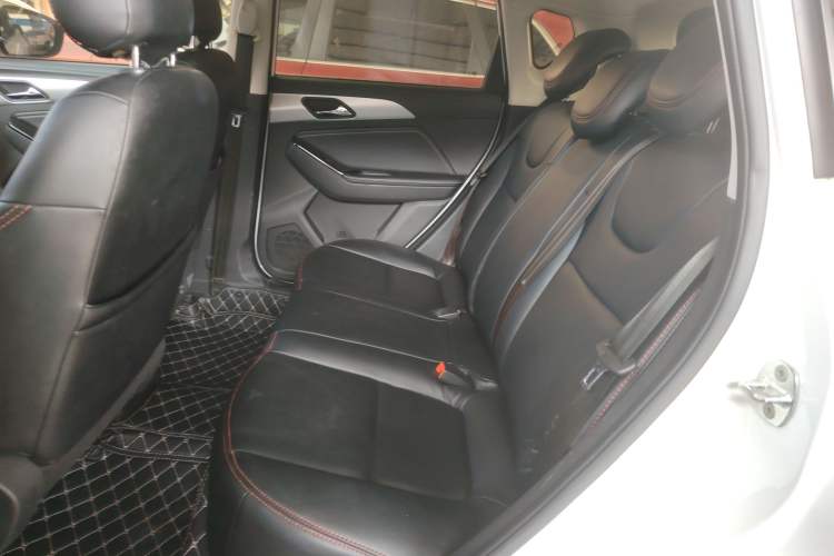 Used BAIC Beijing X3 2019 1.5T Manual Glory Edition
