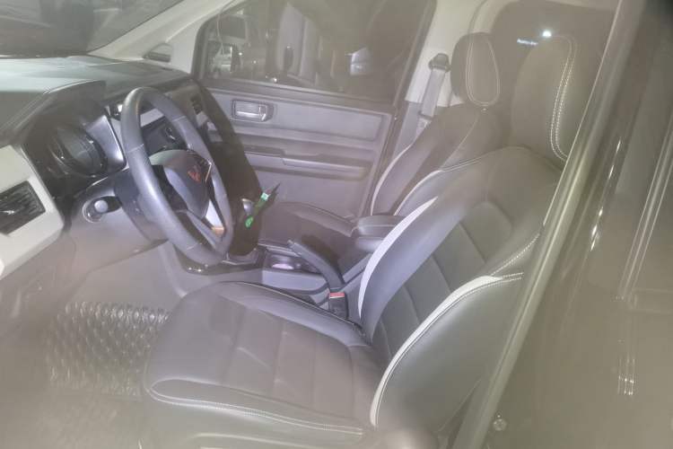 Used Wuling Zhengcheng 2021 1.5T Manual Luxury Version
