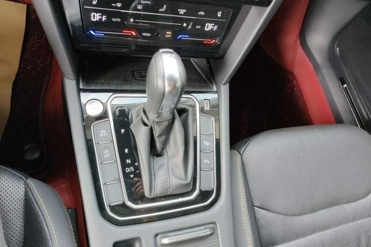 Used Volkswagen FAW-Volkswagen CC 2021 380TSI Striking Edition
