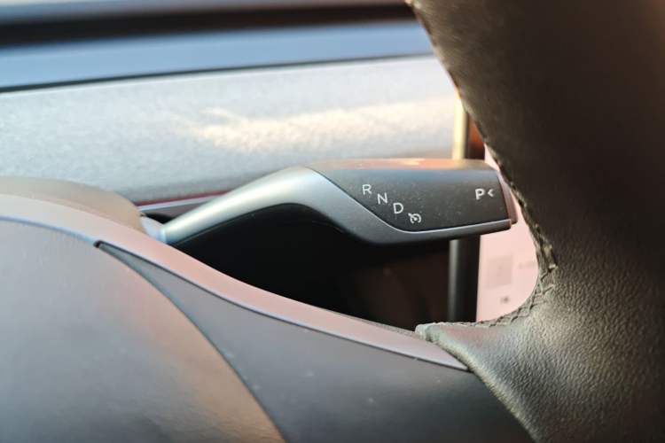 Used Tesla Model Y 2021 Standard Range Rear-Wheel Drive Version
