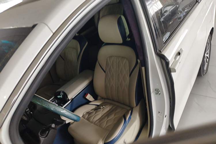 Used Buick GL8 2020 ES Land Cruiser 653T Comfort Edition