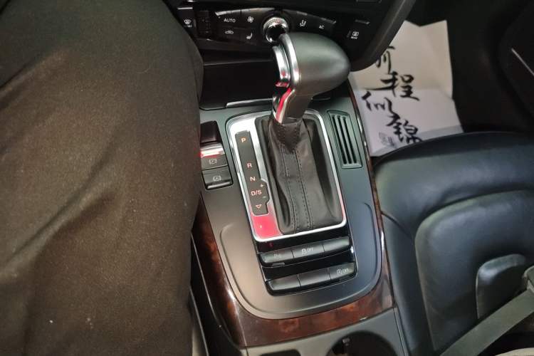 Used Audi A4L 2013 35 TFSI Automatic Standard Model
