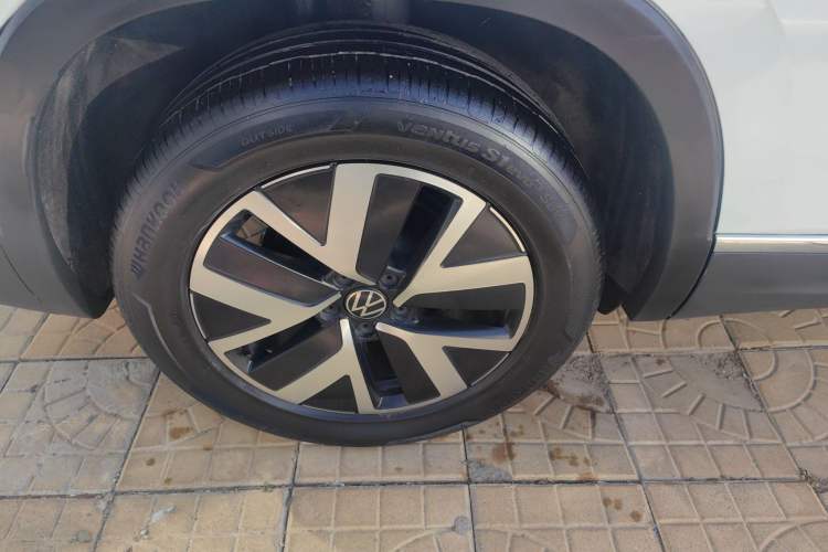 Used Volkswagen Tayron 2023 300TSI Two-Wheel-Drive Luxury Plus Advanced Edition