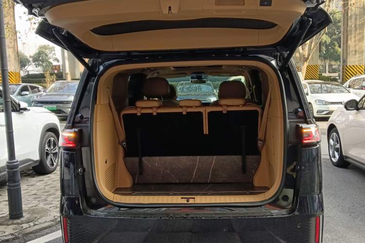 Used VOYAH Dream 2022 Low-Carbon Edition Dream+ Smart Enjoyment Package
