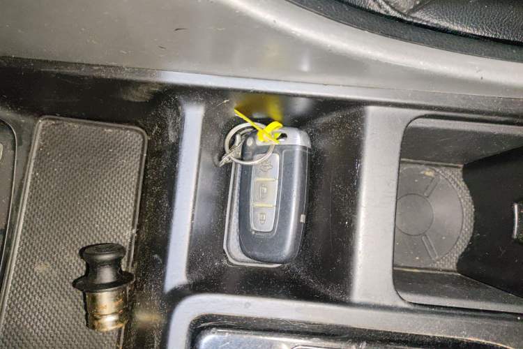 Used Hyundai Sonata 2014 2.4L Automatic Luxury Version China V Standard