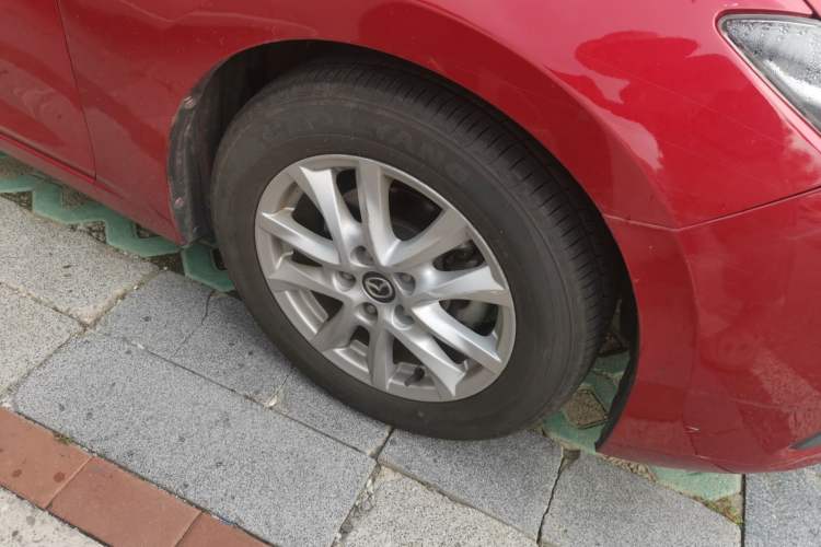 Used Mazda Mazda 3 Axela 2017 Sedan 1.5L Automatic Luxury Model Emission Standard China V
