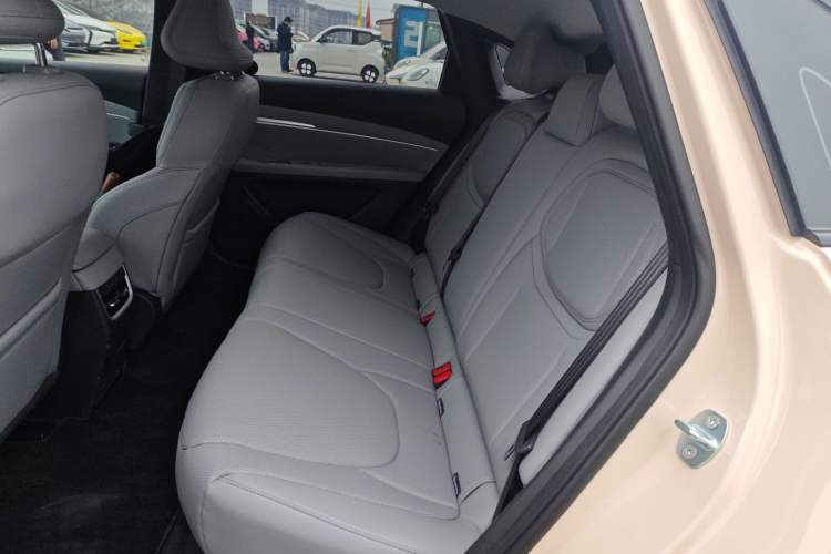 Used XPeng MONA M03 2024 620 with Ultra-Long Range
