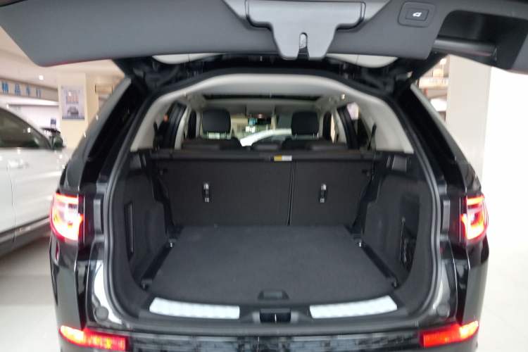 Used Land Rover Discovery Sport 2024 Performance Tech Edition
