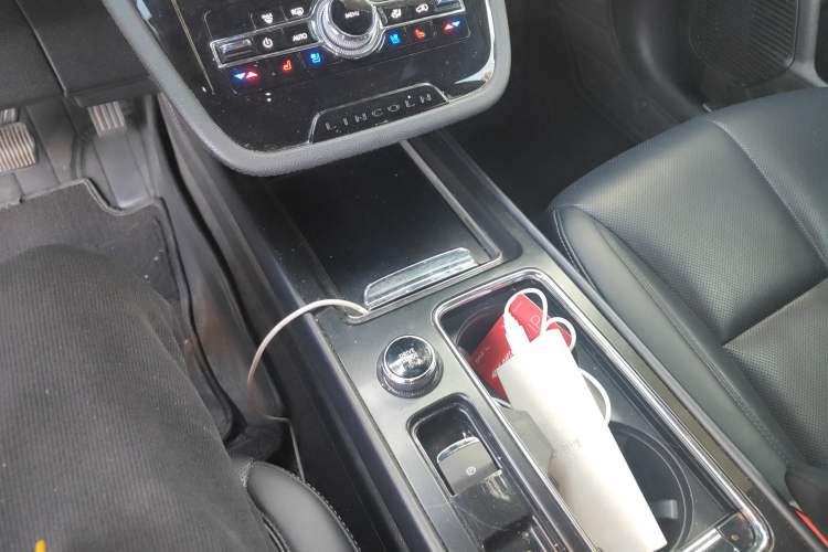 Used Lincoln Corsair 2020 2.0T Two-Wheel Drive Luxury Edition
