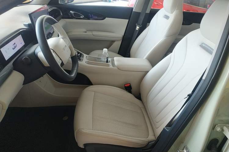 Used  Geome 2025 UP 410km Exploration+ Edition
