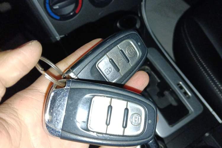 Used Mazda Mazda 6 2015 2.0L Automatic Classic Version