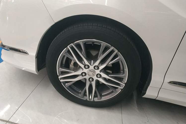 Used Honda Elysion 2019 2.0L Hybrid Supreme Edition
