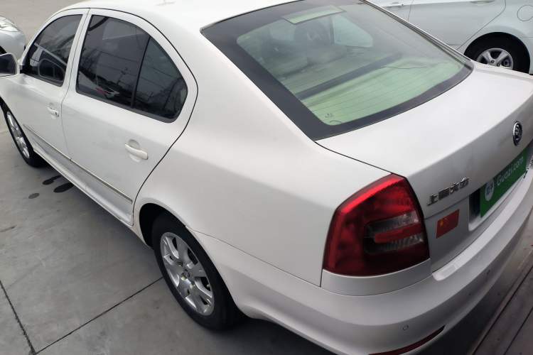 Used Skoda Octavia 2015 Classic Model 1.6L Manual Yijie Edition