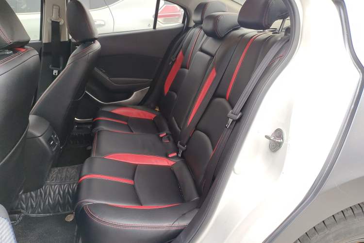 Used Mazda Mazda 3 Axela 2017 Sedan 1.5L Automatic Luxury Model Emission Standard China V