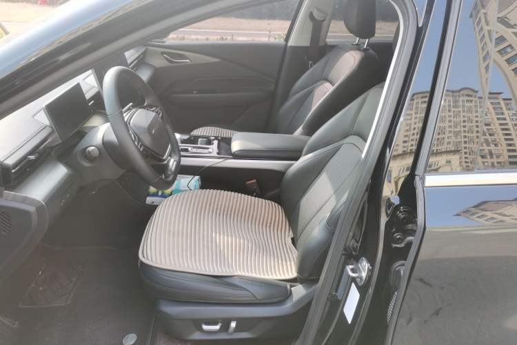 Used Wuling Xingguang 2024 Co-Creation Edition 150 Flagship Model