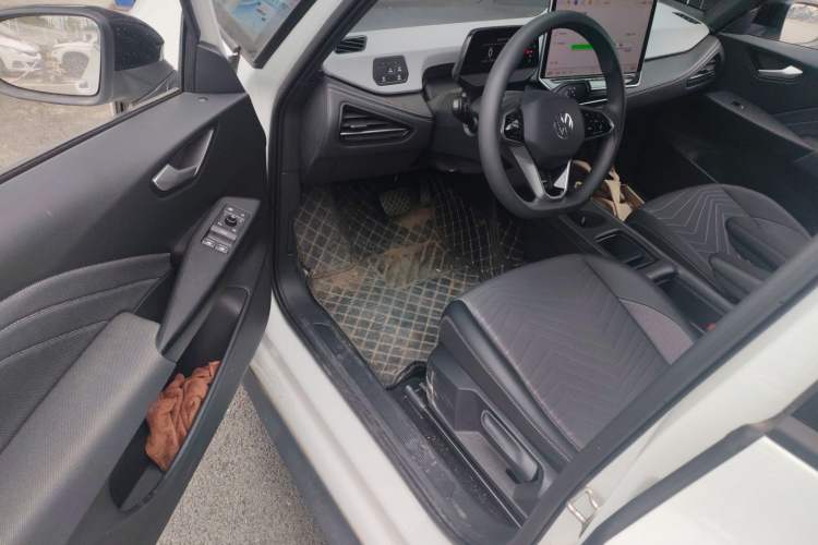 Used Volkswagen ID.3 2025 Smart Version Pure & Intelligent Enjoyment Edition