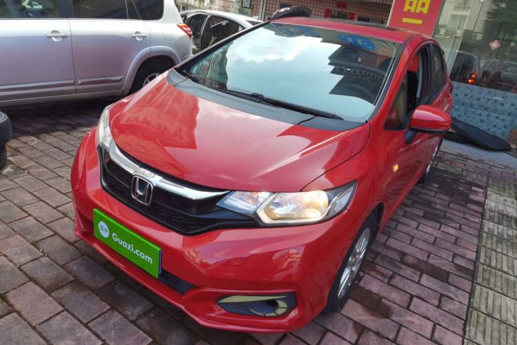 Used Honda Fit 2018 1.5L CVT Comfort Sunroof Version