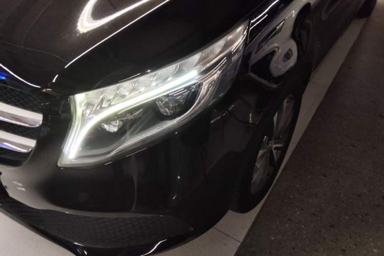 Used Mercedes-Benz V-Class 2020 V 260 Avantgarde Edition