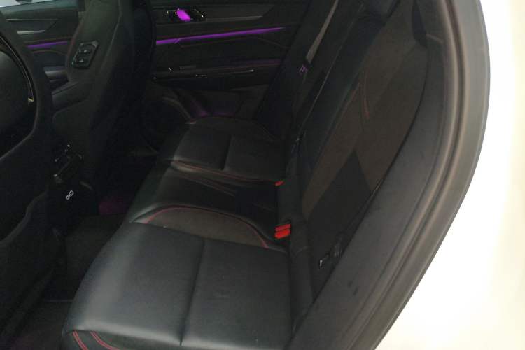 Used Lynk & Co 05 2022 2.0TD Four-Wheel Drive Dynamic Halo
