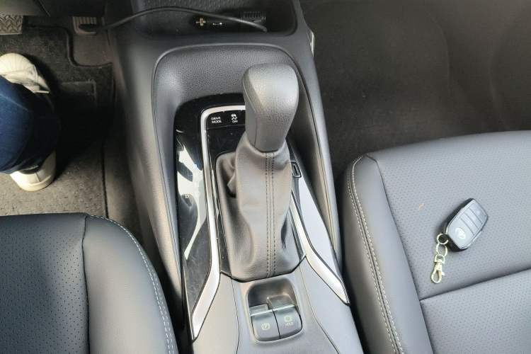 Used Toyota Corolla 2023 1.8L Smart Electric Hybrid Dual-Motor Elite Edition
