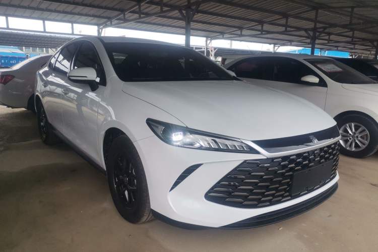 Used BYD Qin PLUS 2025 DM-i Smart Drive 55KM Leading Model
