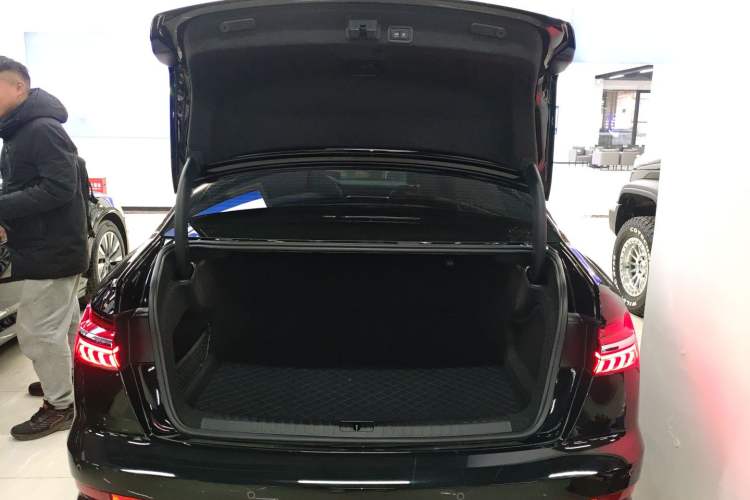 Used Audi A6L 2024 45 TFSI Prestige Dynamic Edition