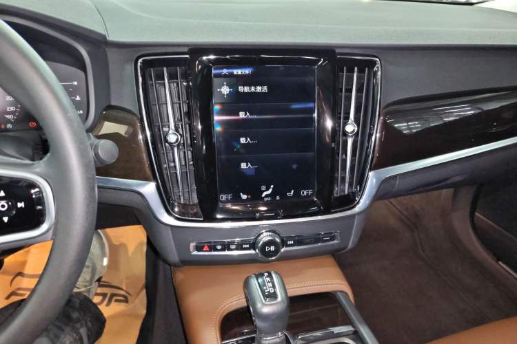 Used Volvo S90 2017 T4 Zhiyuan Edition
