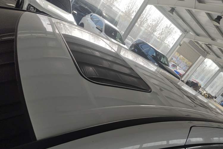 Used Honda Elysion 2016 2.4L Luxury Edition
