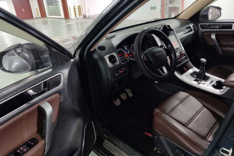 Used Yema T70 2017 T70S Sport Edition 1.5T Manual Leading Model
