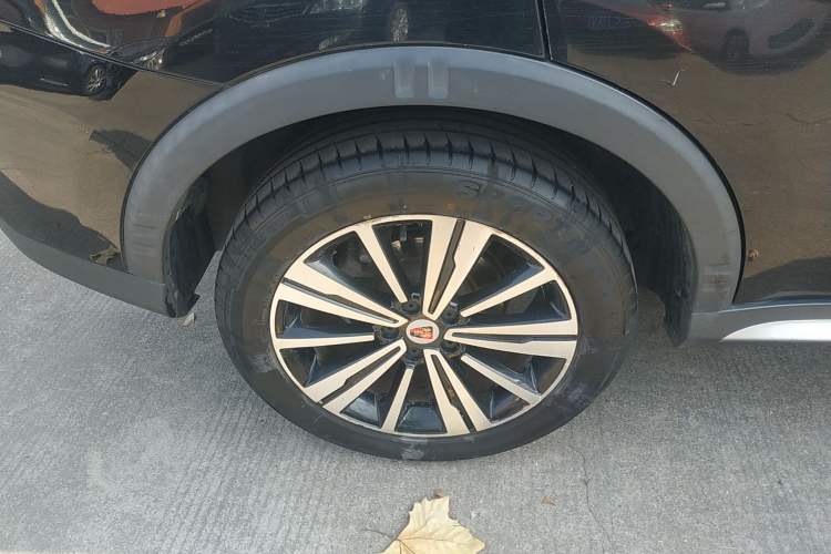 Used Roewe RX5 2019 20T Two-Wheel Drive Automatic Ali Smart Connectivity Platinum Edition
