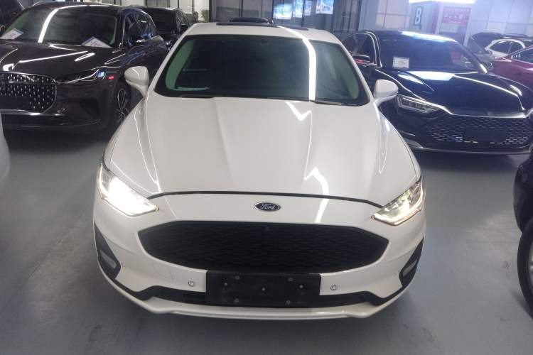 Used Ford Mondeo New Energy 2018 2.0 PHEV Smart-Controlled Fashion Edition China VI Standard