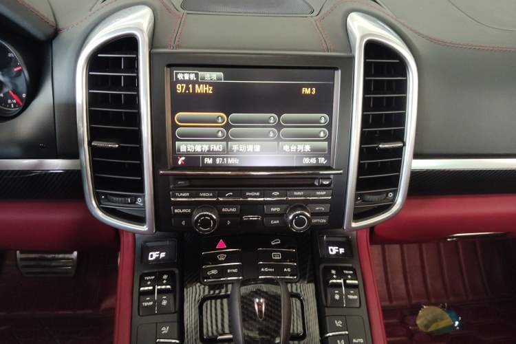 Used Porsche Cayenne 2015 3.6L automatic transmission U.S. specification
