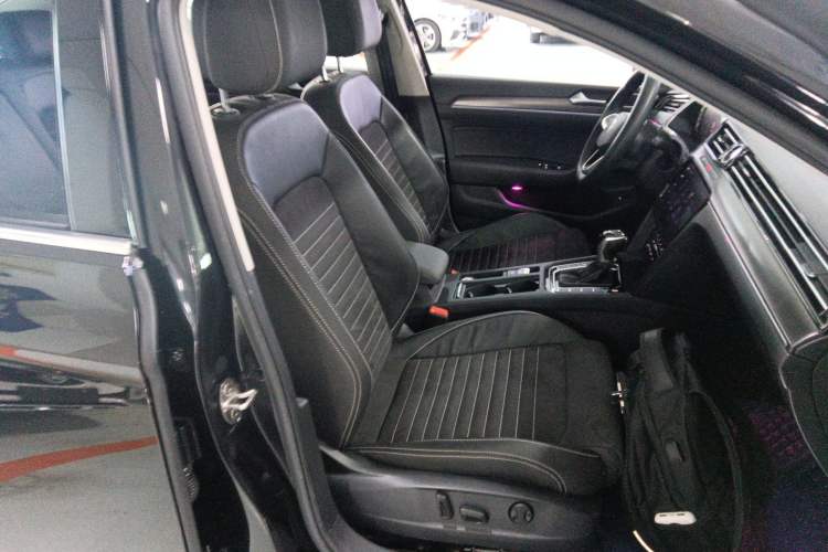 Used Volkswagen Magotan 2020 330TSI DSG Luxury Edition
