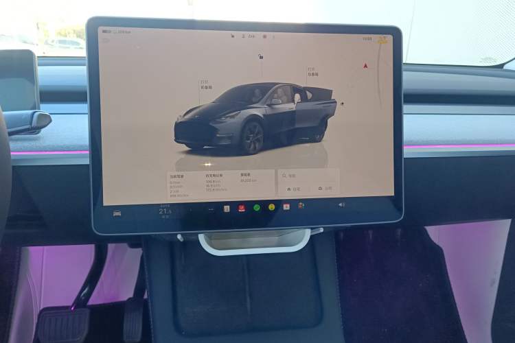 Used Tesla Model Y 2024 Long-Range All-Wheel-Drive Version