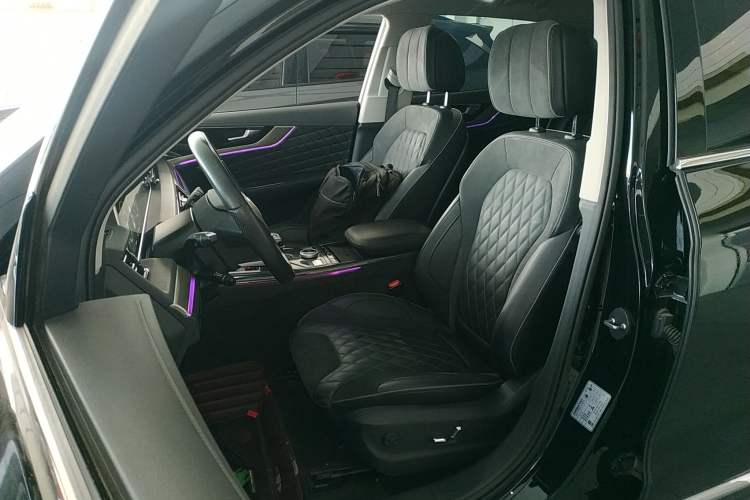 Used Hongqi HS5 2019 2.0T Smart Connect Flagship Edition
