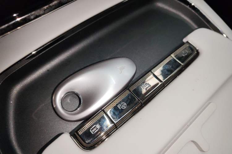 Used VOYAH FREE 2025 318 318 km Rear-Drive Touring Edition
