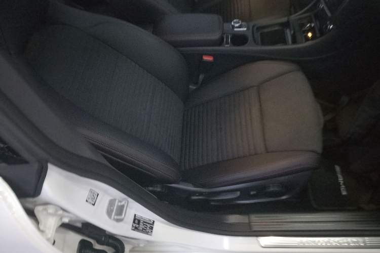 Used Mercedes-Benz CLA 2015 CLA 220 4MATIC
