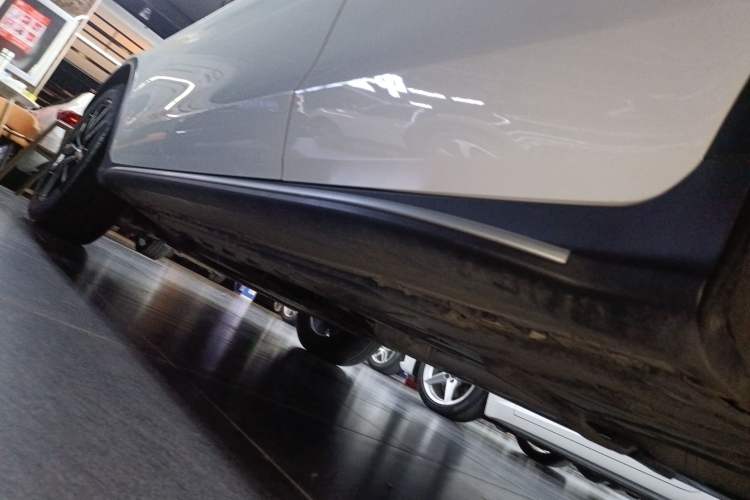 Used Mercedes-Benz GLC 2020 Facelift GLC 300 L 4MATIC Dynamic Edition
