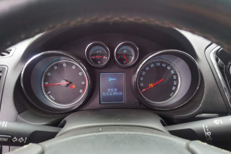 Used Buick Regal 2014 1.6T Fashionable Tech Edition
